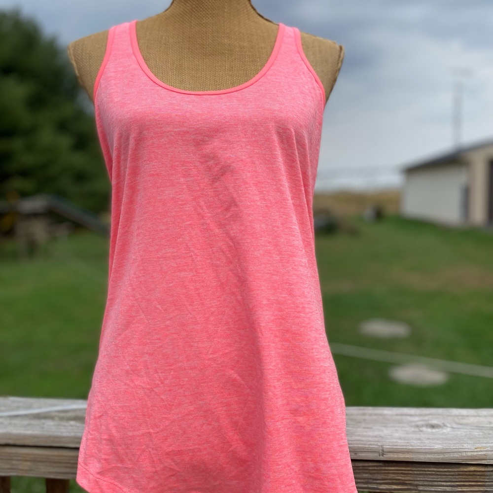 MTA Sport Women's Athletic Tank Top Large Pink, Racerback
